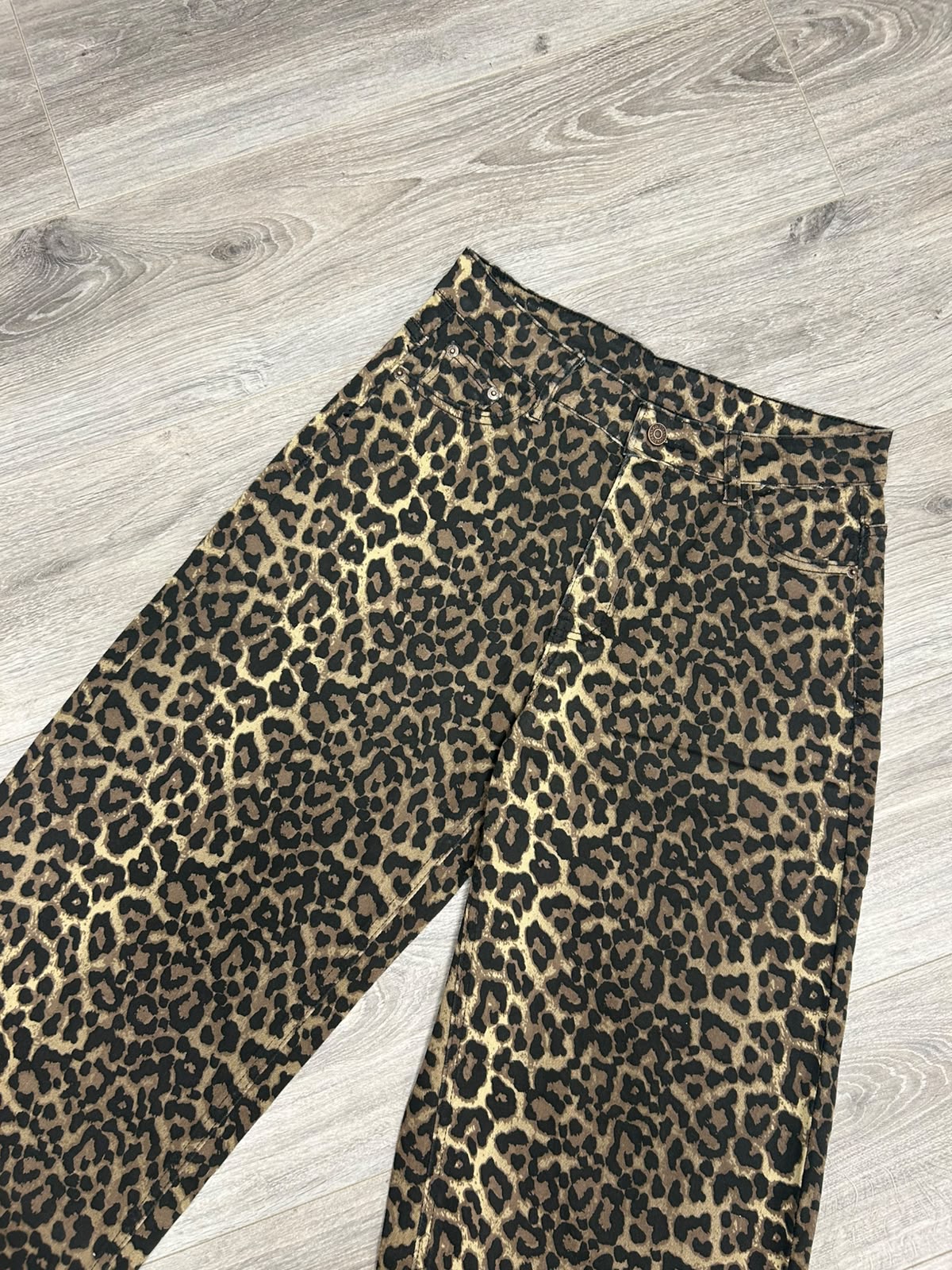 Leopard Print Barrel Leg Jeans